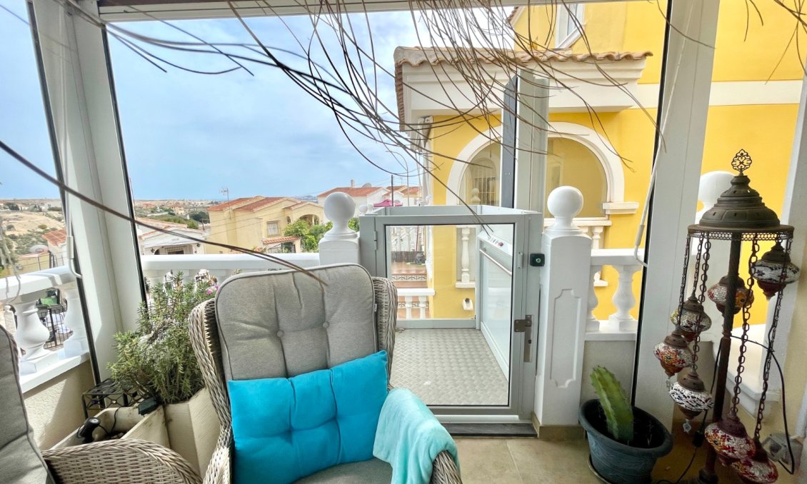 Használt Ingatlanok - Villa -
San Fulgencio - Costa Blanca