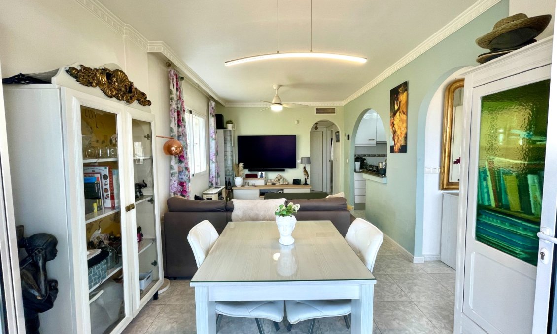 Használt Ingatlanok - Villa -
San Fulgencio - Costa Blanca