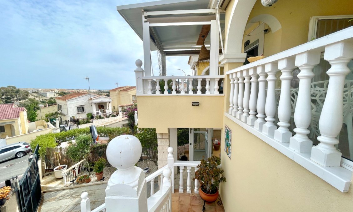 Használt Ingatlanok - Villa -
San Fulgencio - Costa Blanca