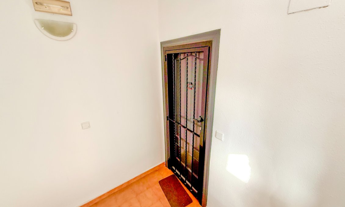 Resale - Apartment -
San Miguel de Salinas - Inland