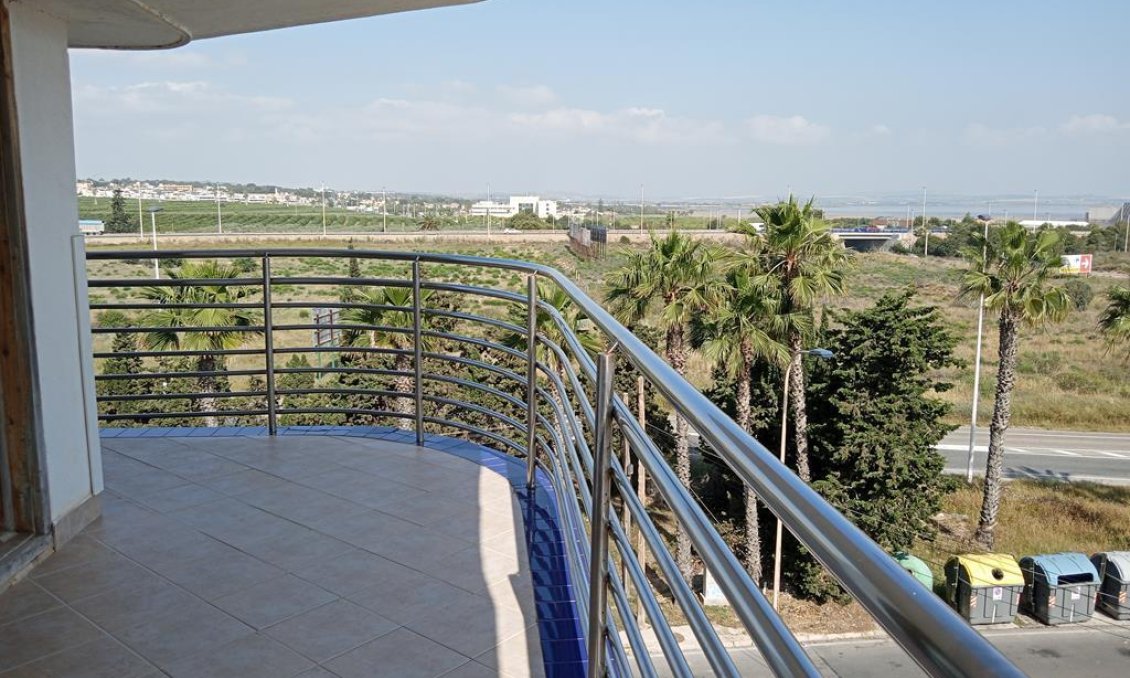 Resale - Apartment -
Torrevieja - MAR AZUL LA VELETA