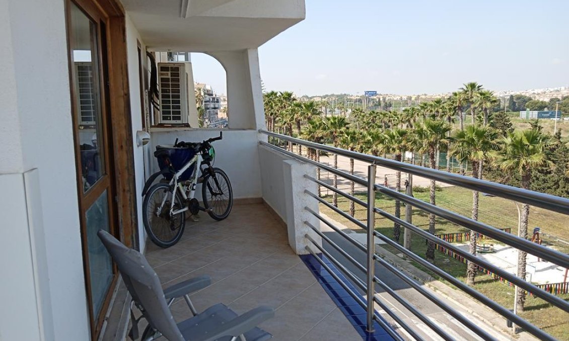 Resale - Apartment -
Torrevieja - MAR AZUL LA VELETA