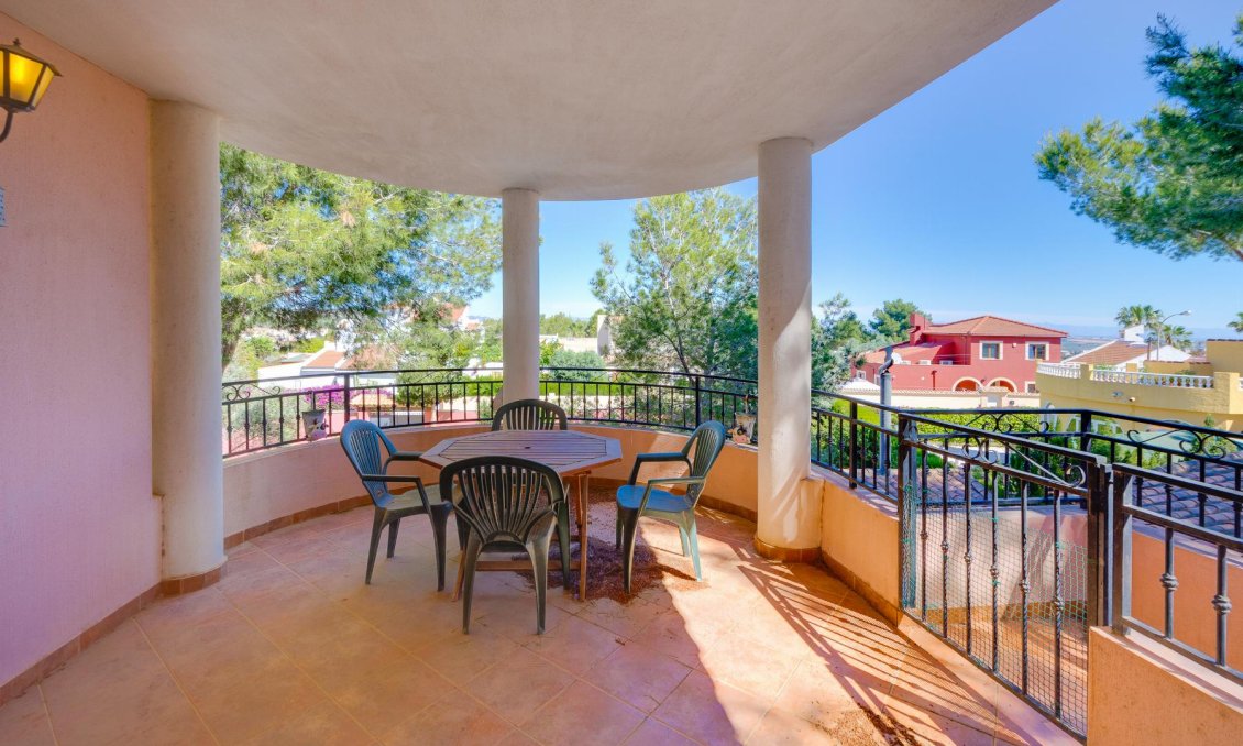 Resale - Villa -
San Miguel de Salinas - Inland