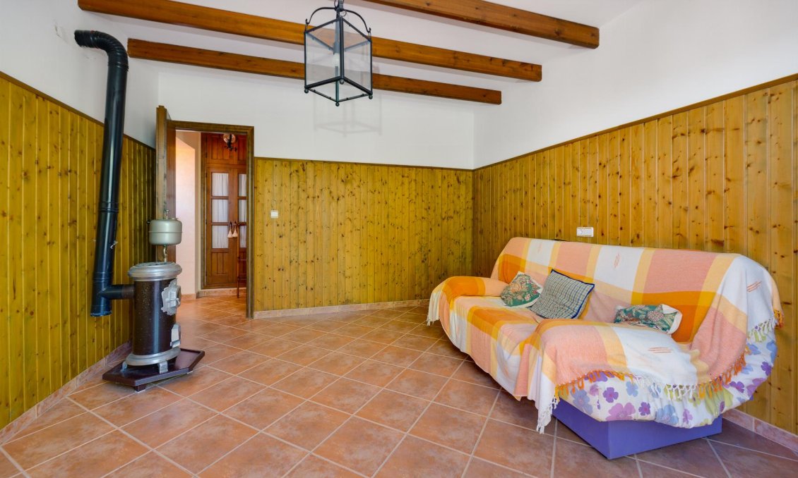 Resale - Villa -
San Miguel de Salinas - Inland