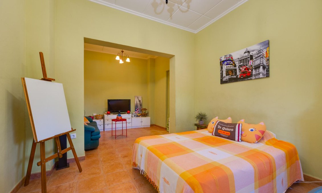Resale - Villa -
San Miguel de Salinas - Inland