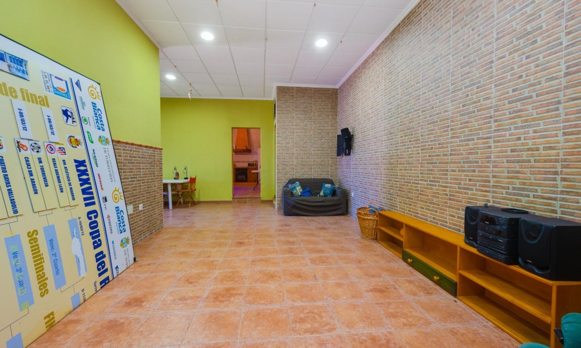 Resale - Villa -
San Miguel de Salinas - Inland