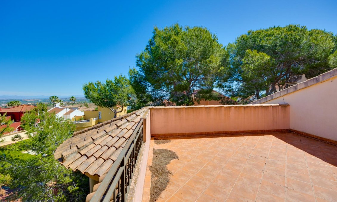 Resale - Villa -
San Miguel de Salinas - Inland