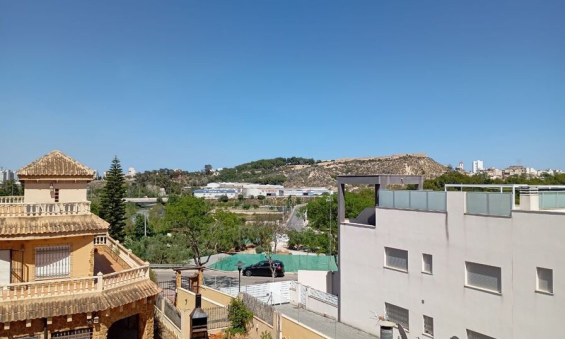 Resale - Townhouse -
Guardamar del Segura - Costa Blanca
