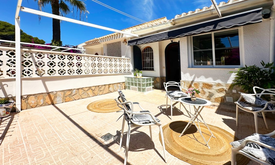Resale - Townhouse -
Orihuela Costa - Costa Blanca