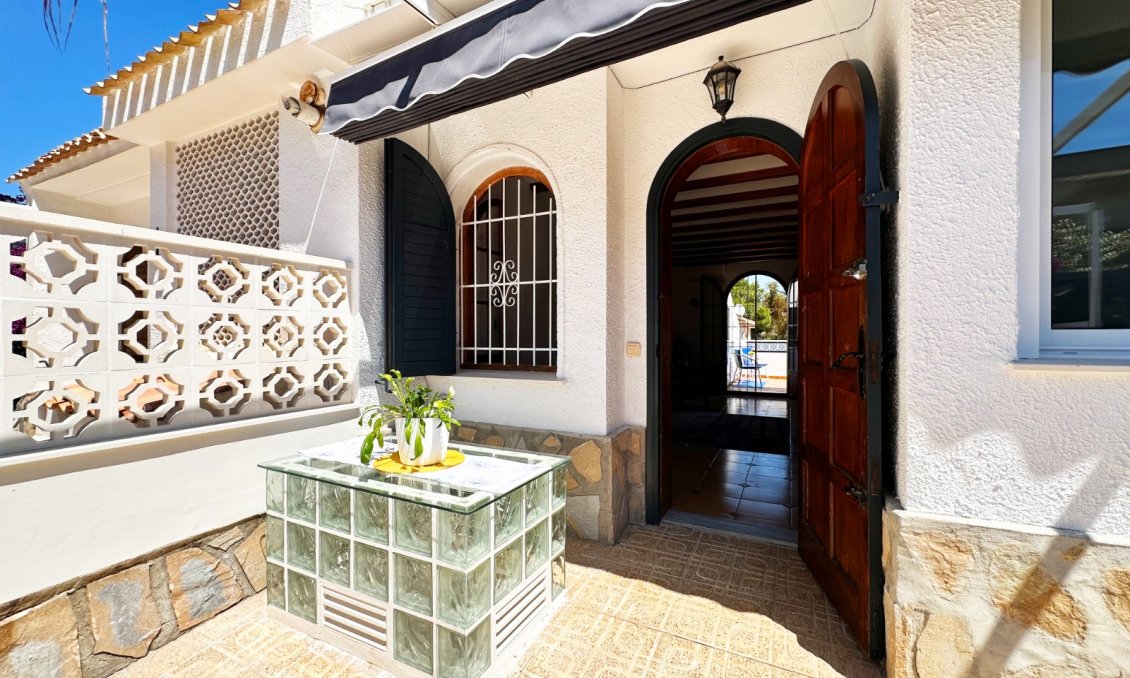 Resale - Townhouse -
Orihuela Costa - Costa Blanca