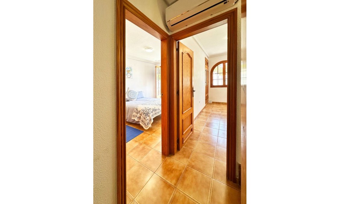 Resale - Townhouse -
Orihuela Costa - Costa Blanca