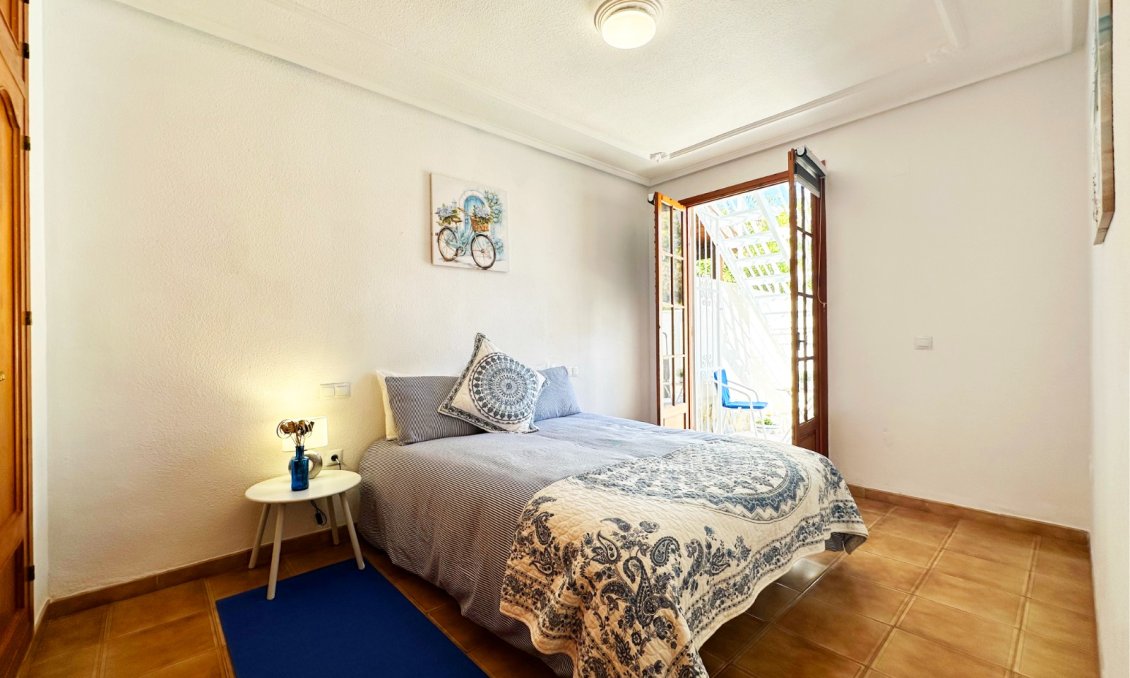 Resale - Townhouse -
Orihuela Costa - Costa Blanca