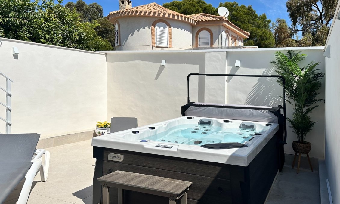 Resale - Townhouse -
Orihuela Costa - Costa Blanca