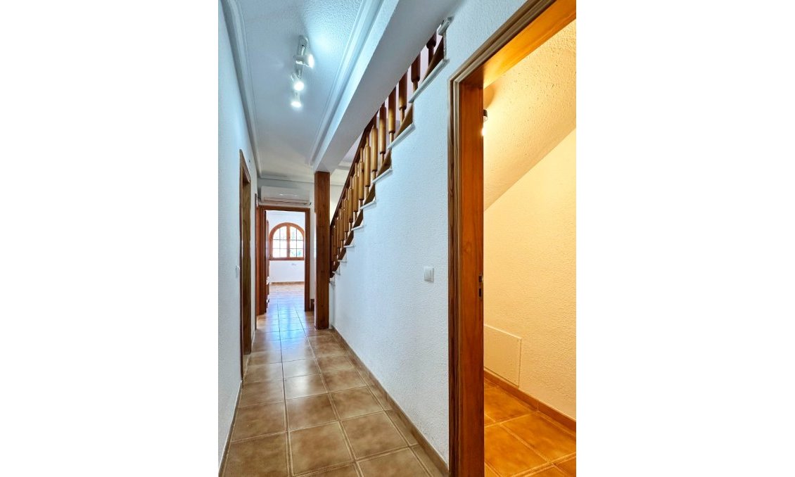 Resale - Townhouse -
Orihuela Costa - Costa Blanca