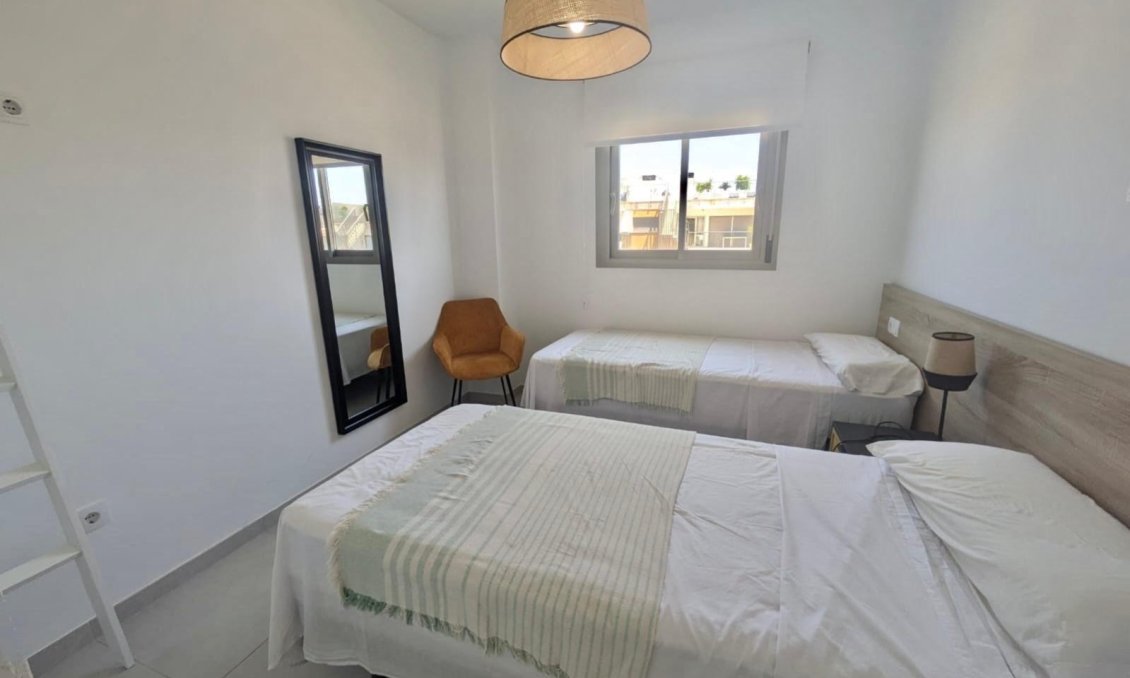 Resale - Penthouse -
Villamartin - Costa Blanca
