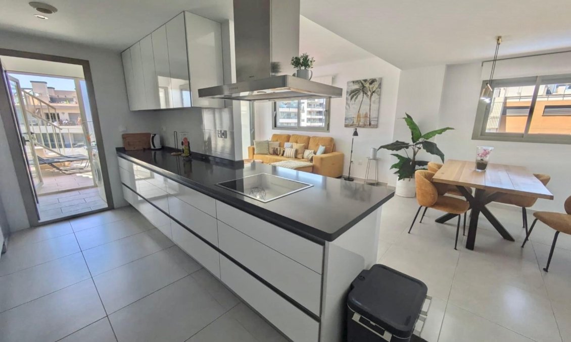 Resale - Penthouse -
Villamartin - Costa Blanca