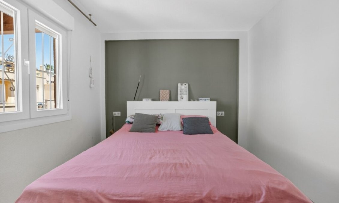 Resale - Penthouse -
Torrevieja - Doña Ines