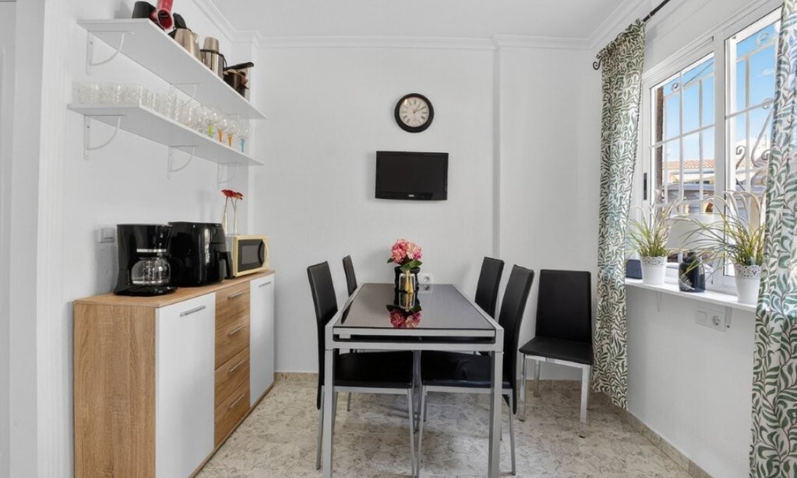 Resale - Townhouse -
Torrevieja - Aguas Nuevas