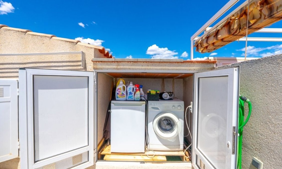 Resale - Townhouse -
Torrevieja - Aguas Nuevas