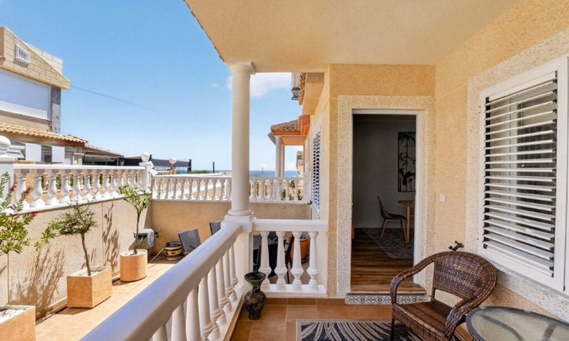 Resale - Townhouse -
Torrevieja - Cabo Cervera