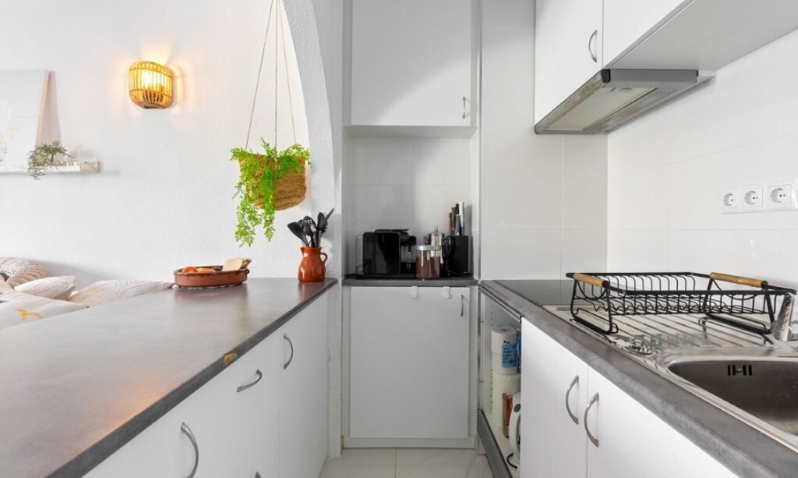 Resale - Apartment -
Torrevieja - La Rosaleda