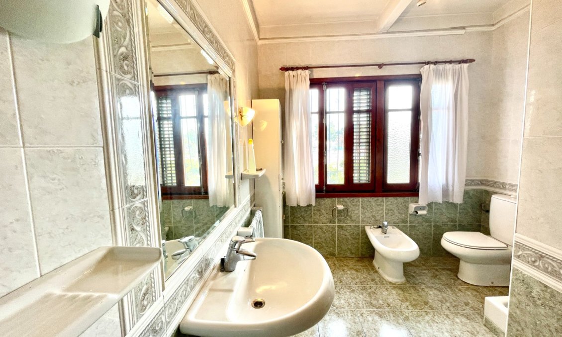 Resale - Villa -
Benejúzar - Inland