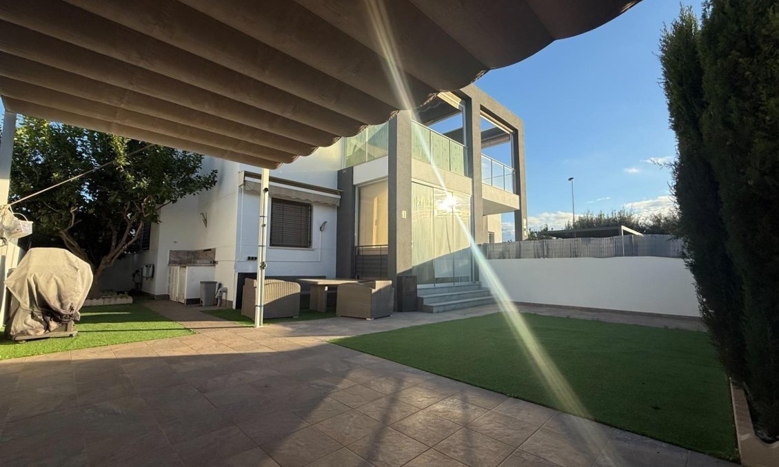 Resale - Townhouse -
Torrevieja - Aguas Nuevas