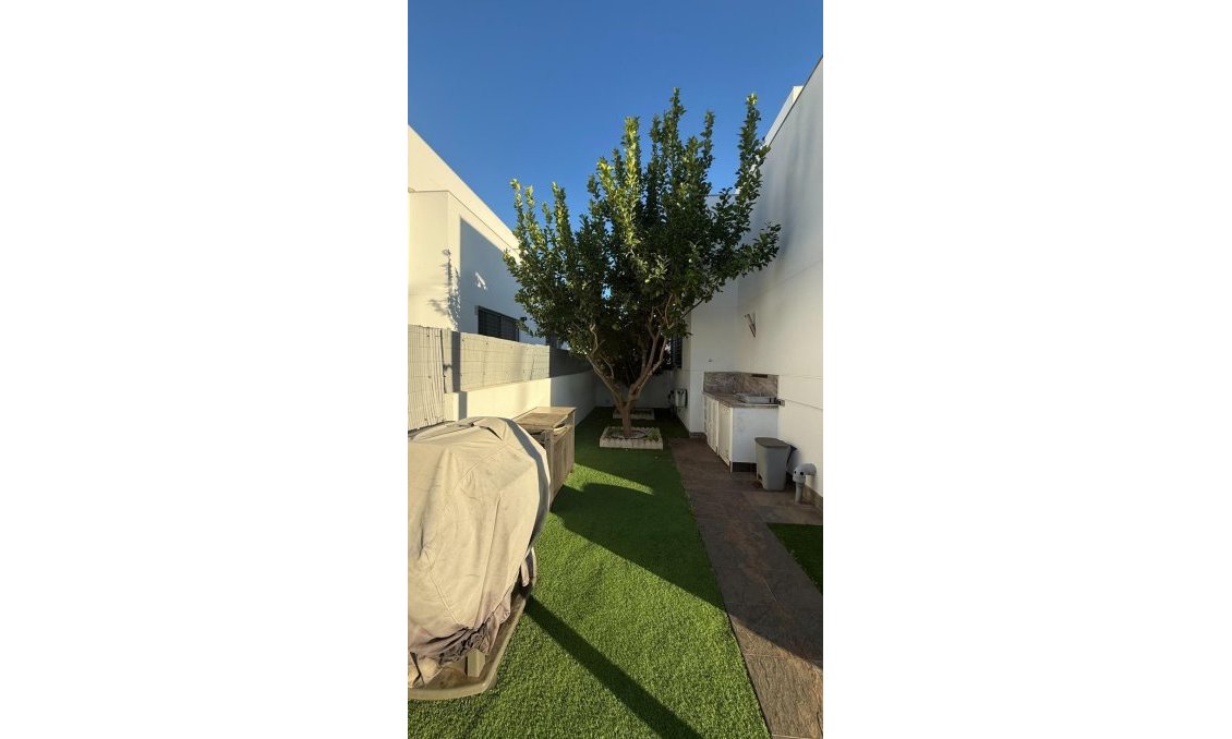 Resale - Townhouse -
Torrevieja - Aguas Nuevas
