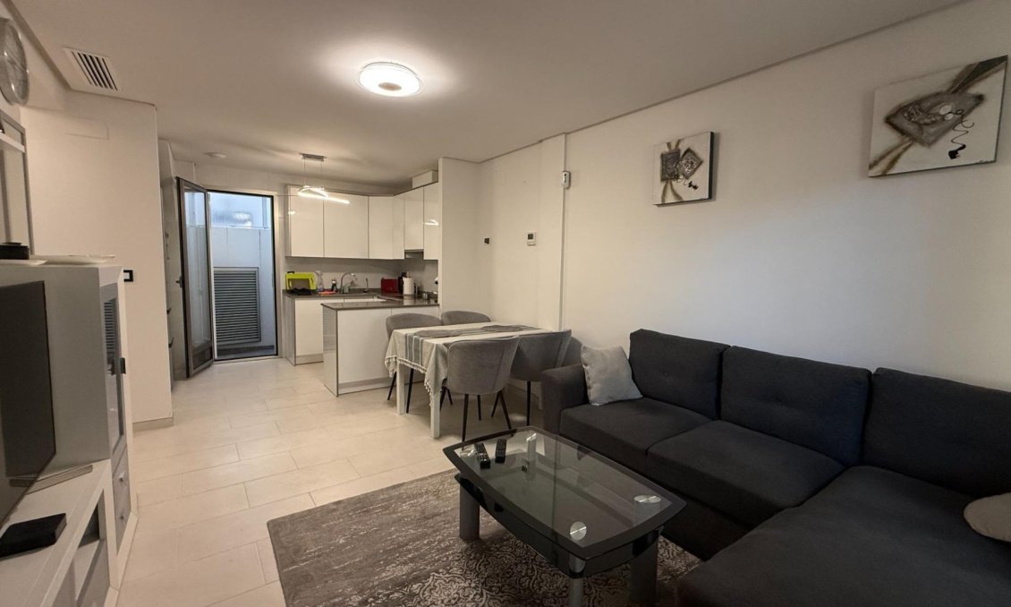 Resale - Townhouse -
Torrevieja - Aguas Nuevas