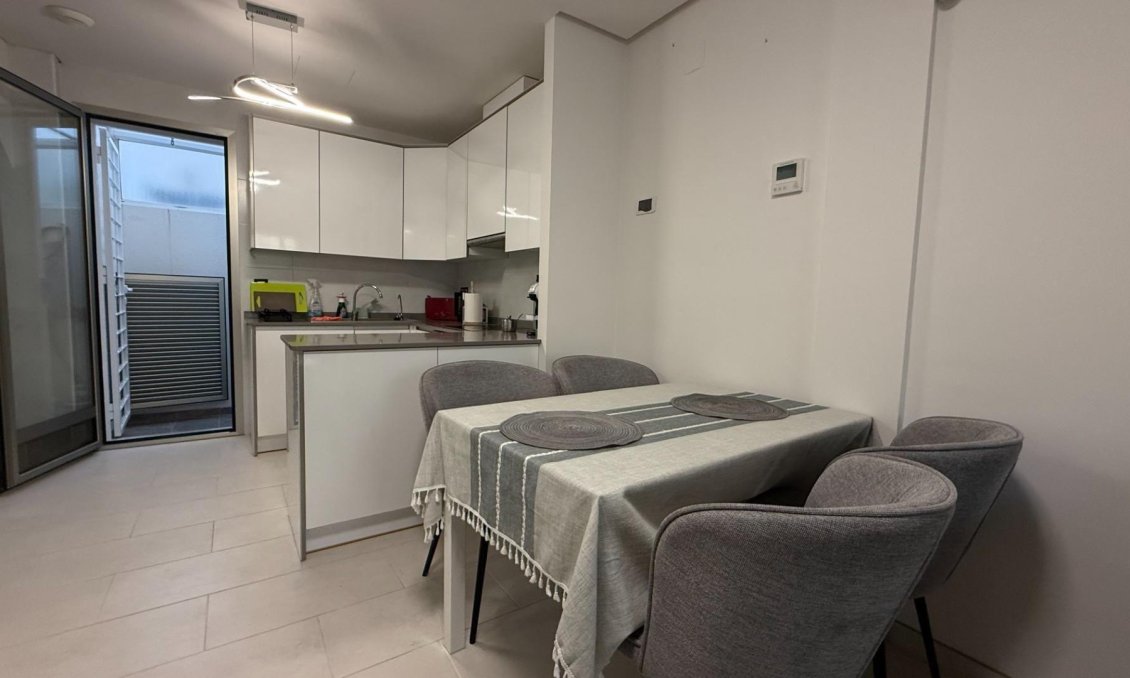 Resale - Townhouse -
Torrevieja - Aguas Nuevas