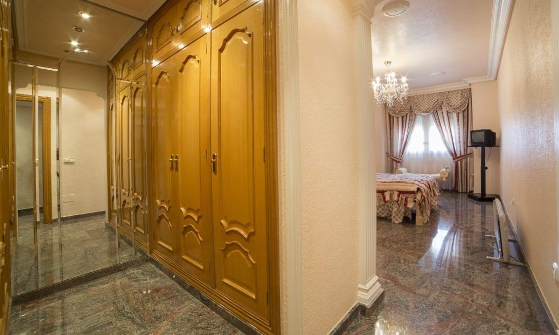 Resale - Townhouse -
Los Alcazares - Centro