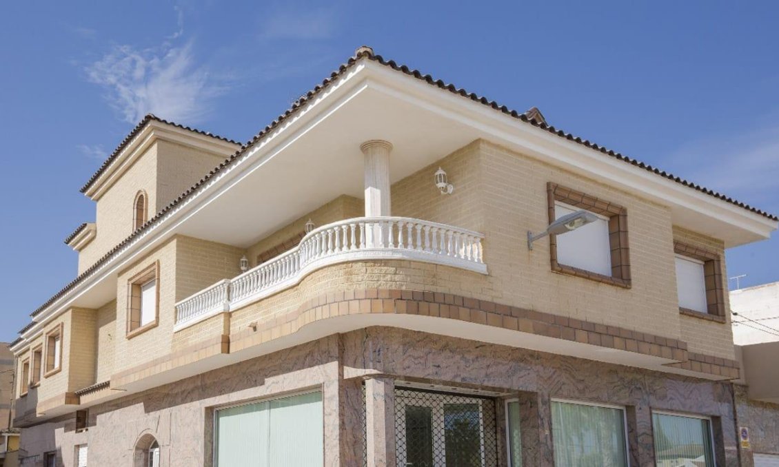 Resale - Townhouse -
Los Alcazares - Centro