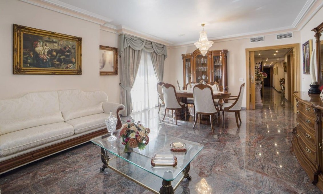 Resale - Townhouse -
Los Alcazares - Centro
