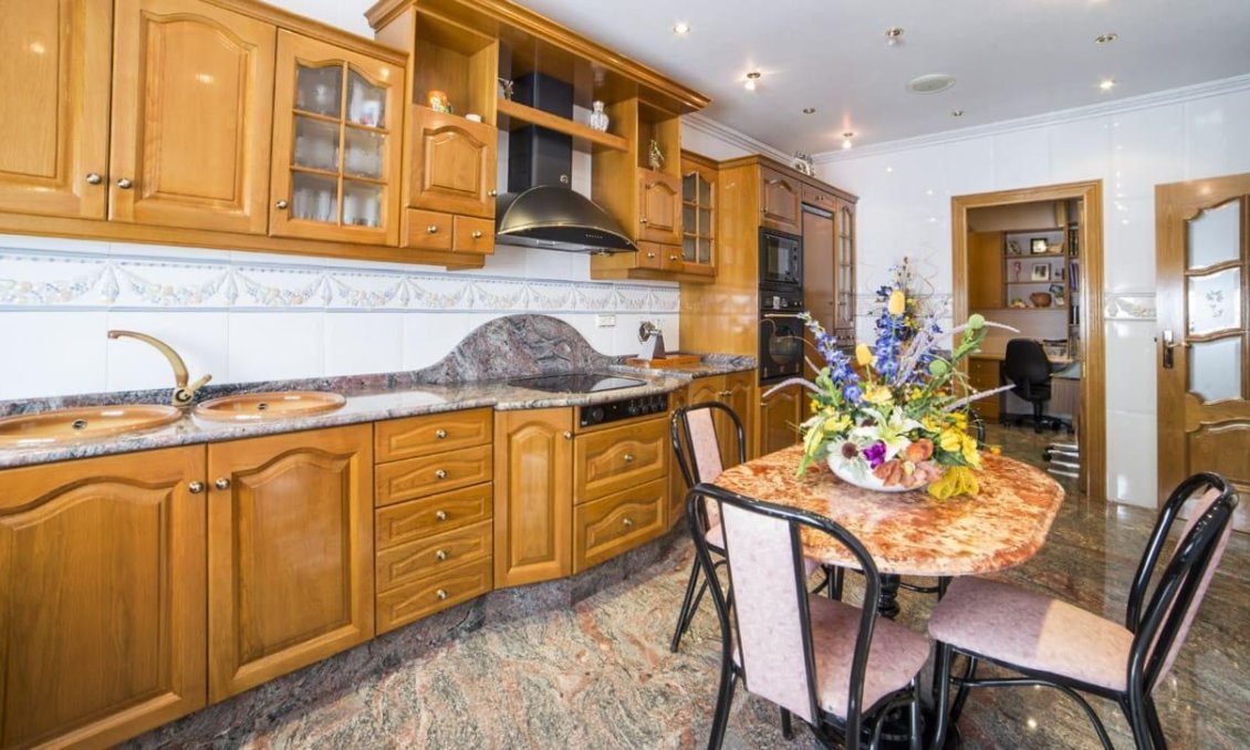 Resale - Townhouse -
Los Alcazares - Centro