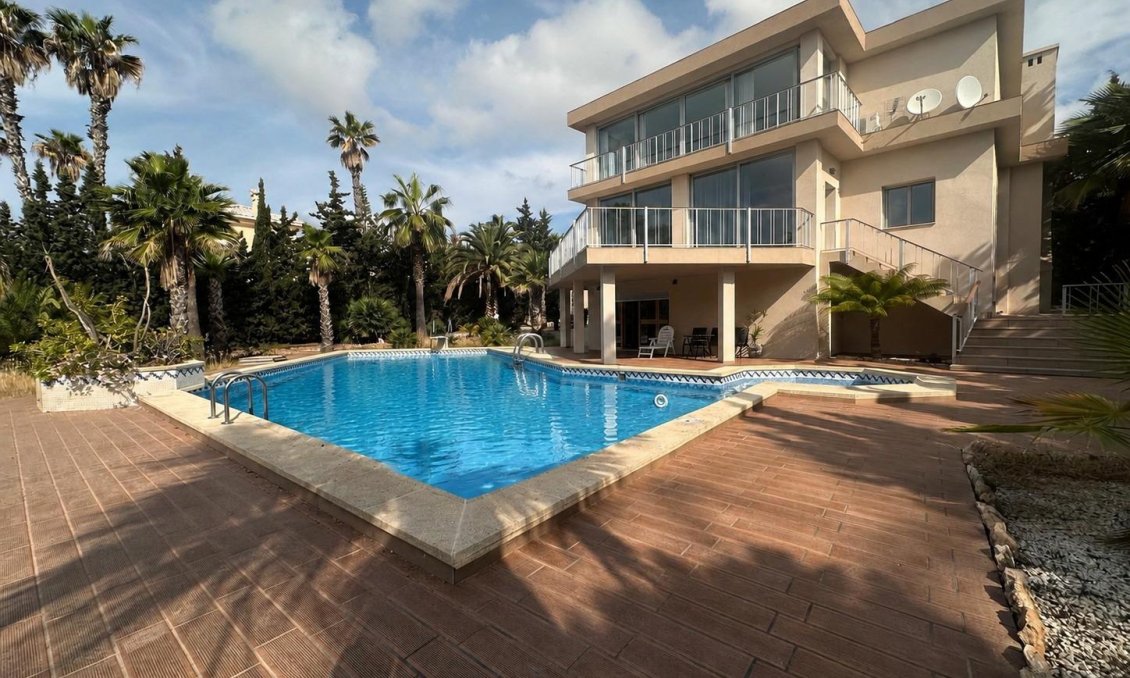Használt Ingatlanok - Villa -
Ciudad Quesada - Costa Blanca Sur