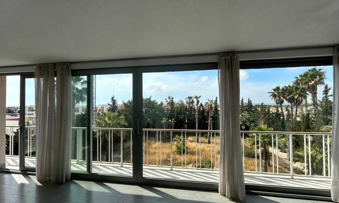 Használt Ingatlanok - Villa -
Ciudad Quesada - Costa Blanca Sur