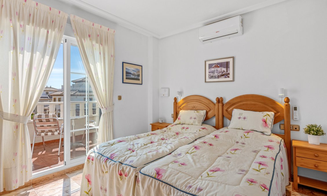 Resale - Townhouse -
Cabo Roig - Costa Blanca