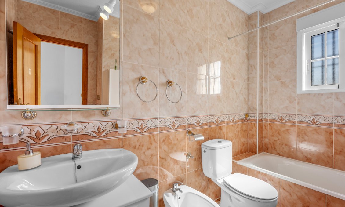 Resale - Townhouse -
Cabo Roig - Costa Blanca