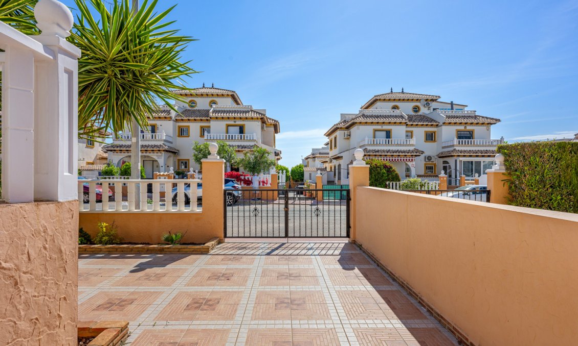 Resale - Townhouse -
Cabo Roig - Costa Blanca