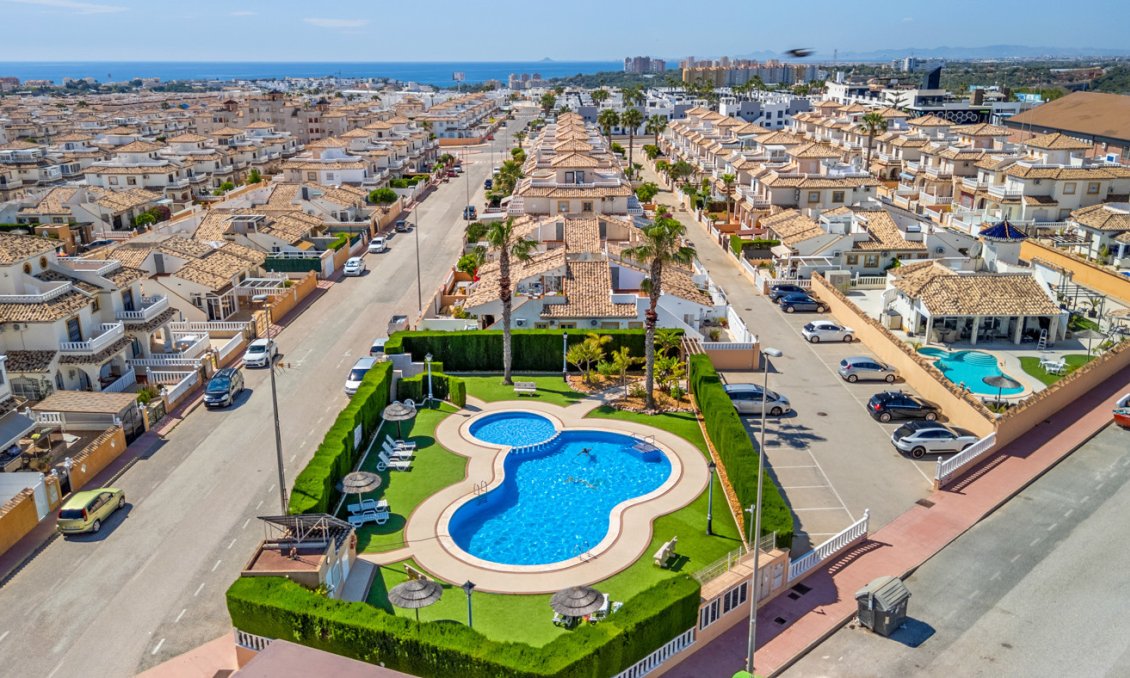 Resale - Townhouse -
Cabo Roig - Costa Blanca