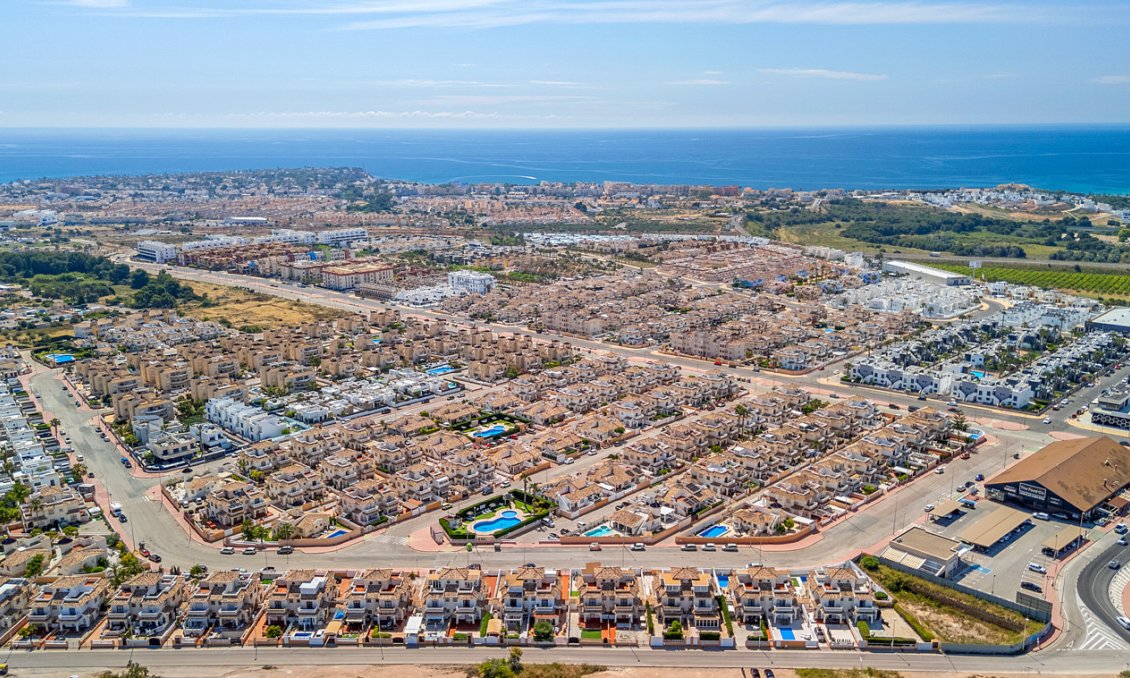Resale - Townhouse -
Cabo Roig - Costa Blanca