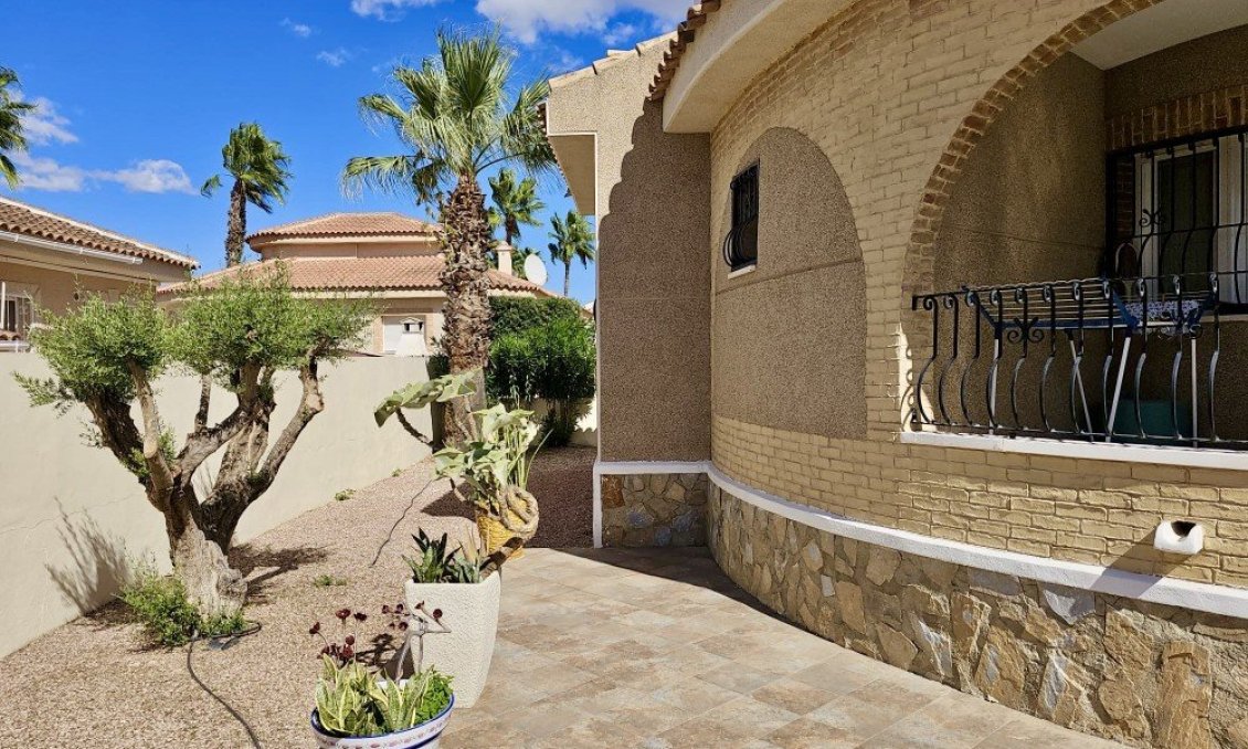 Használt Ingatlanok - Villa -
Benijofar - Costa Blanca