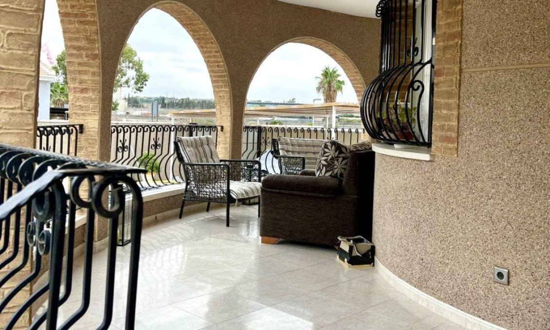 Használt Ingatlanok - Villa -
Benijofar - Costa Blanca