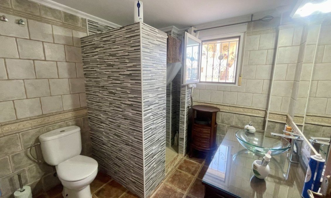 Resale - Villa -
Formentera del Segura - Costa Blanca