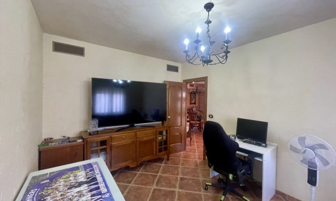 Resale - Villa -
Formentera del Segura - Costa Blanca
