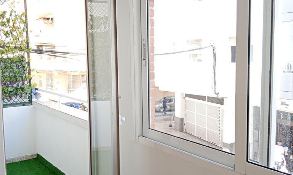 Resale - Apartment -
Torrevieja - El Molino