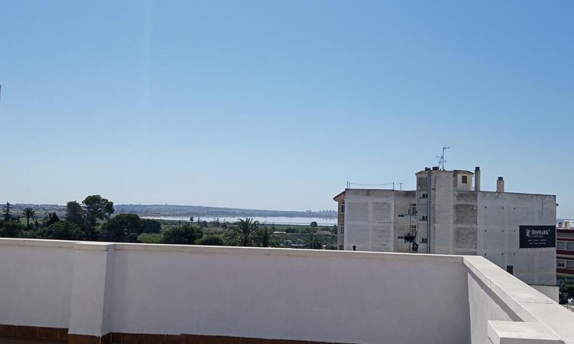 Resale - Apartment -
Los Montesinos - PUEBLO CENTRO