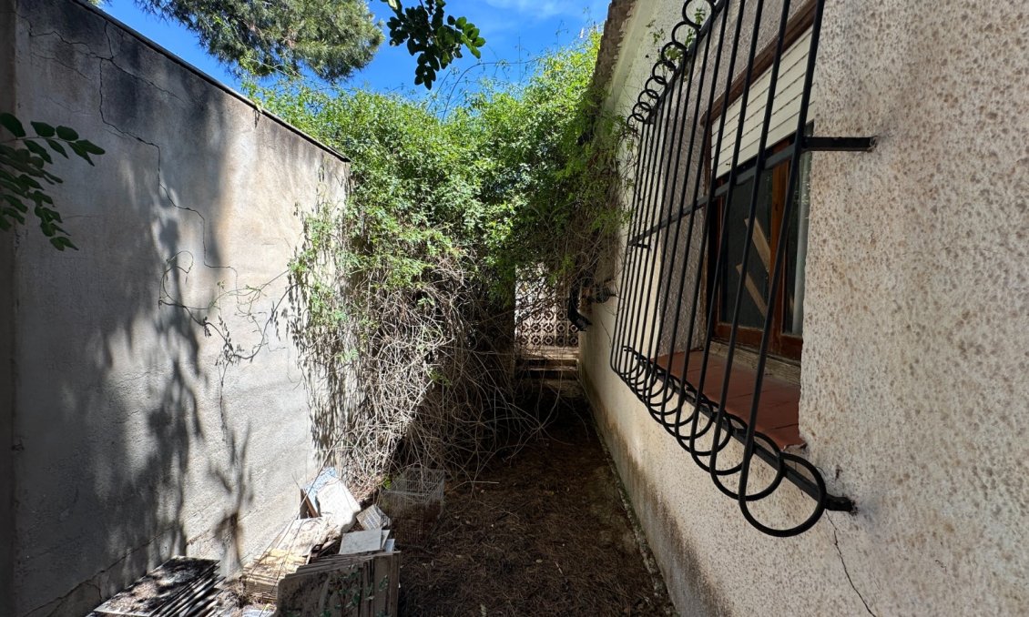 Resale - Villa -
Torrevieja - Costa Blanca