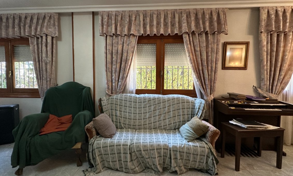 Resale - Villa -
Torrevieja - Costa Blanca