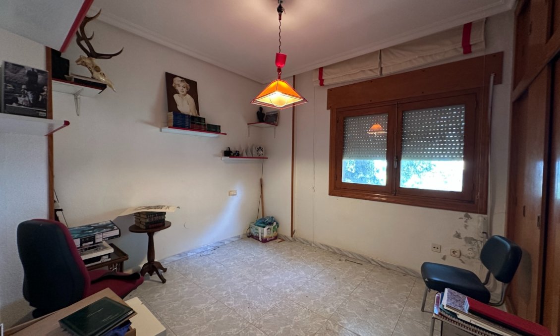 Resale - Villa -
Torrevieja - Costa Blanca
